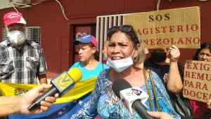 Docentes jubilados en Carabobo exigen el pago de su quincena: “No tenemos cómo comprar medicamentos y comida”
