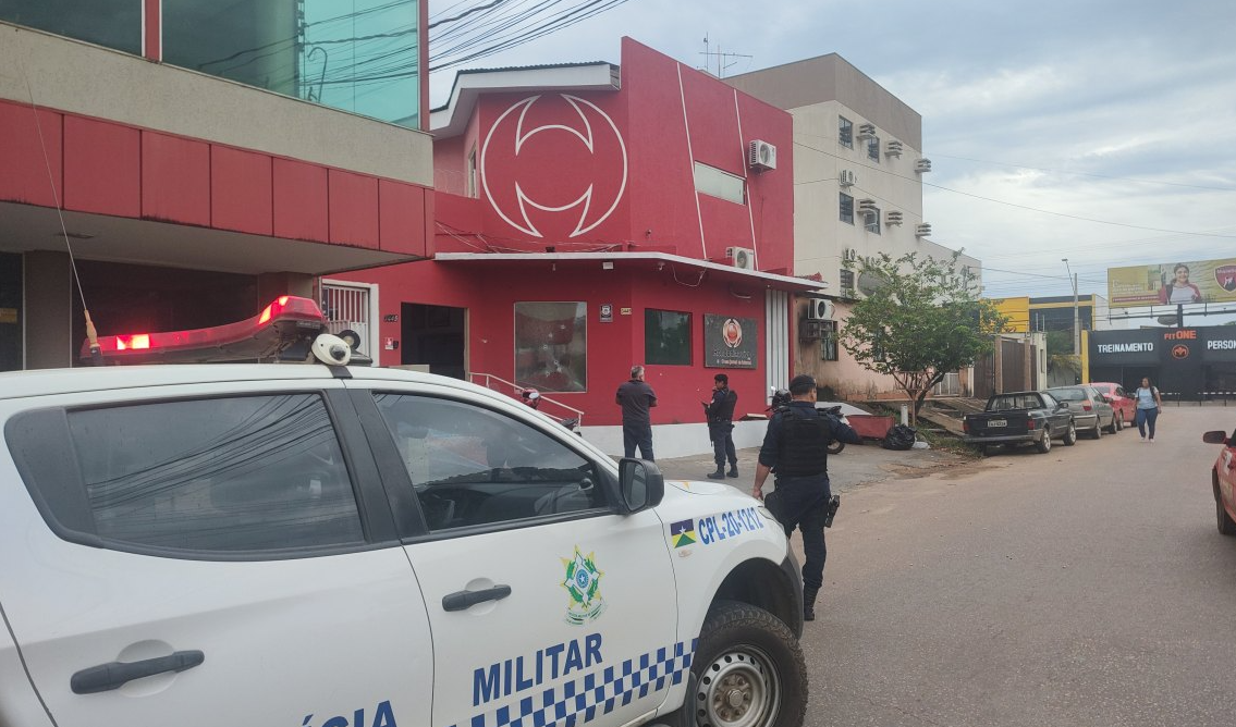 En VIDEO: así atacaron a tiros la sede de un periódico en Brasil