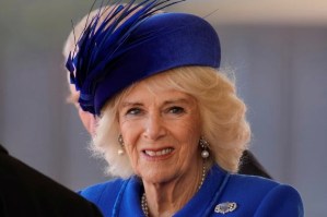 La Reina Consorte asumirá el rol del príncipe Andrés en los actos oficiales de la realeza británica