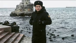 Prefirió saltar de 10 pisos que volver al combate: muertes de soldados que Rusia hace pasar por suicidios