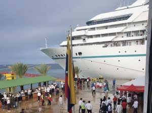 Chavismo “celebra” la llegada a Venezuela del primer crucero europeo en 15 años (Imágenes)