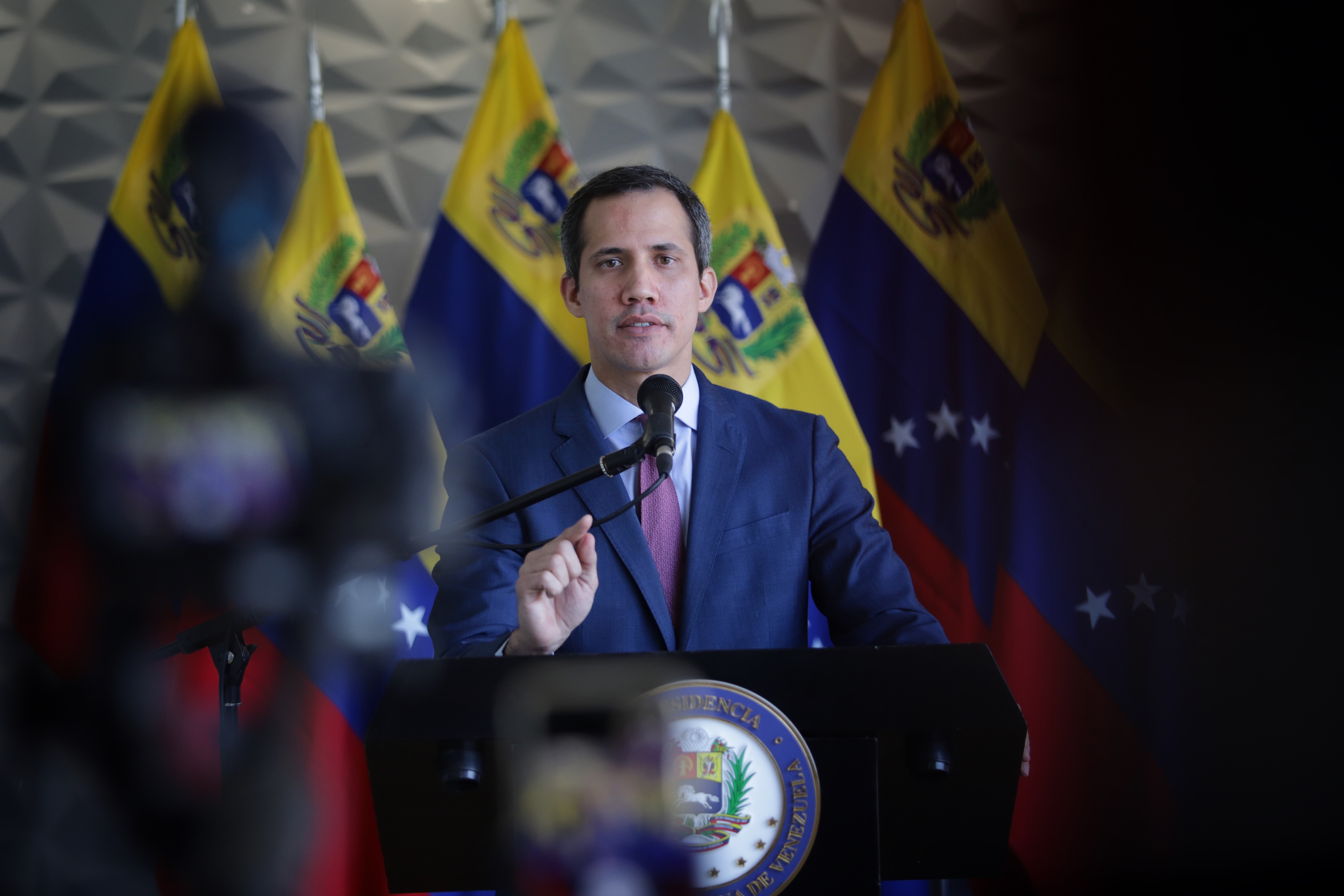 Guaidó le recordó a Petro que ya existe una negociación facilitada por los noruegos