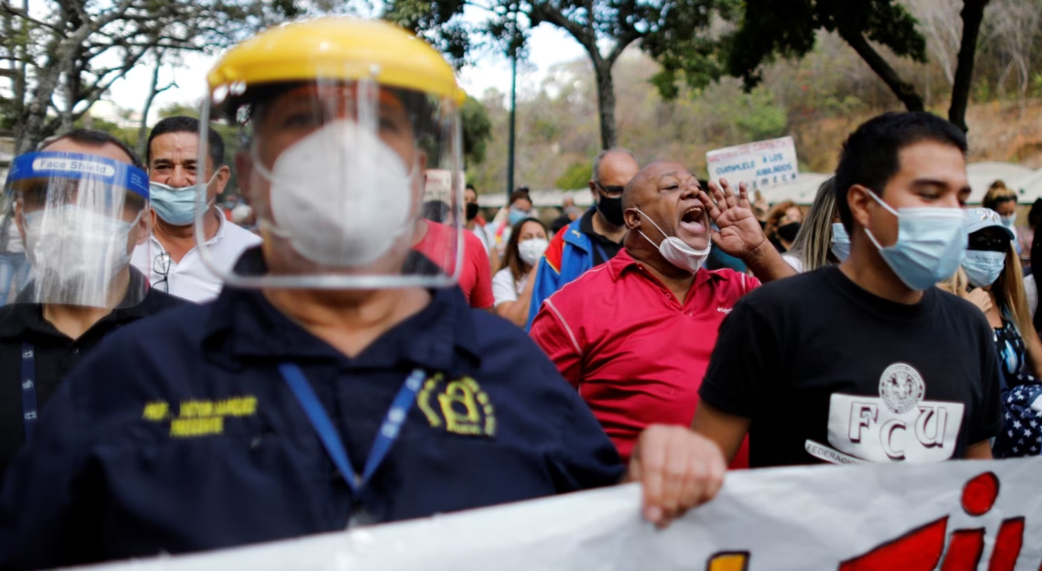 Docentes jubilados en Venezuela: condenados a regresar a las aulas o a buscarse a otra profesión