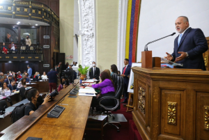 Régimen chavista pretende ilegalizar a más de 60 ONG con nuevo reglamento arbitrario