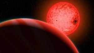 Astrónomos de la Nasa descubren un sorprendente “planeta prohibido” fuera de nuestro sistema solar