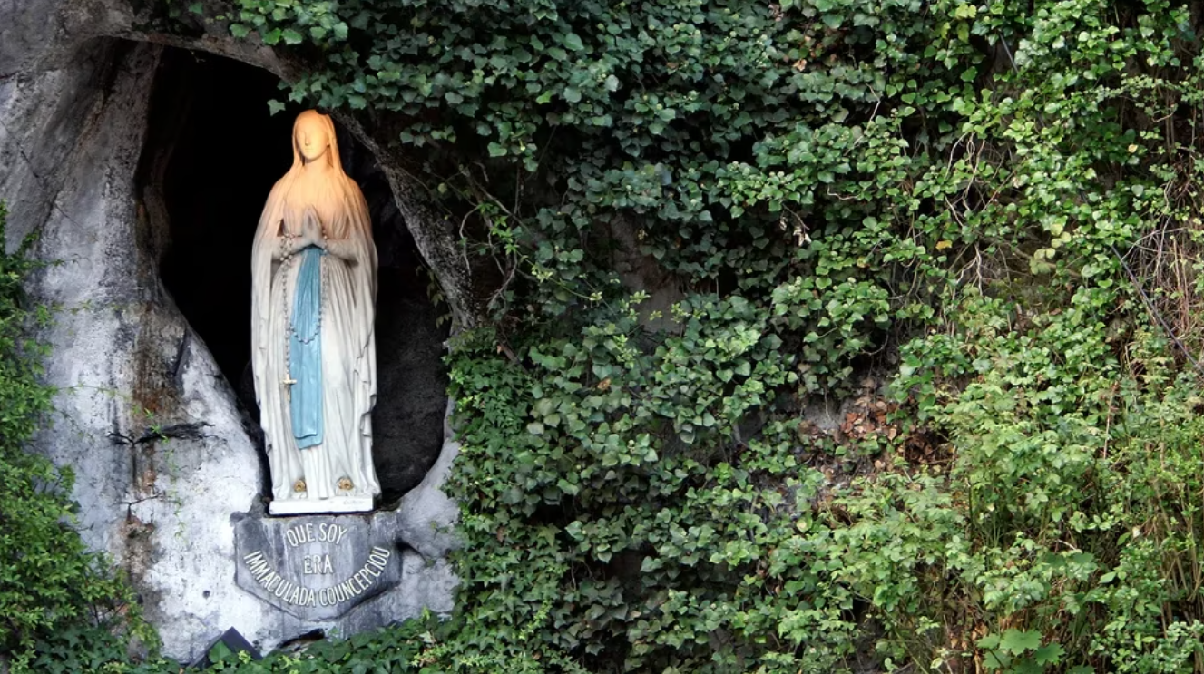 Las 18 apariciones de la Virgen de Lourdes: milagros y sanaciones de la devoción más popular del mundo