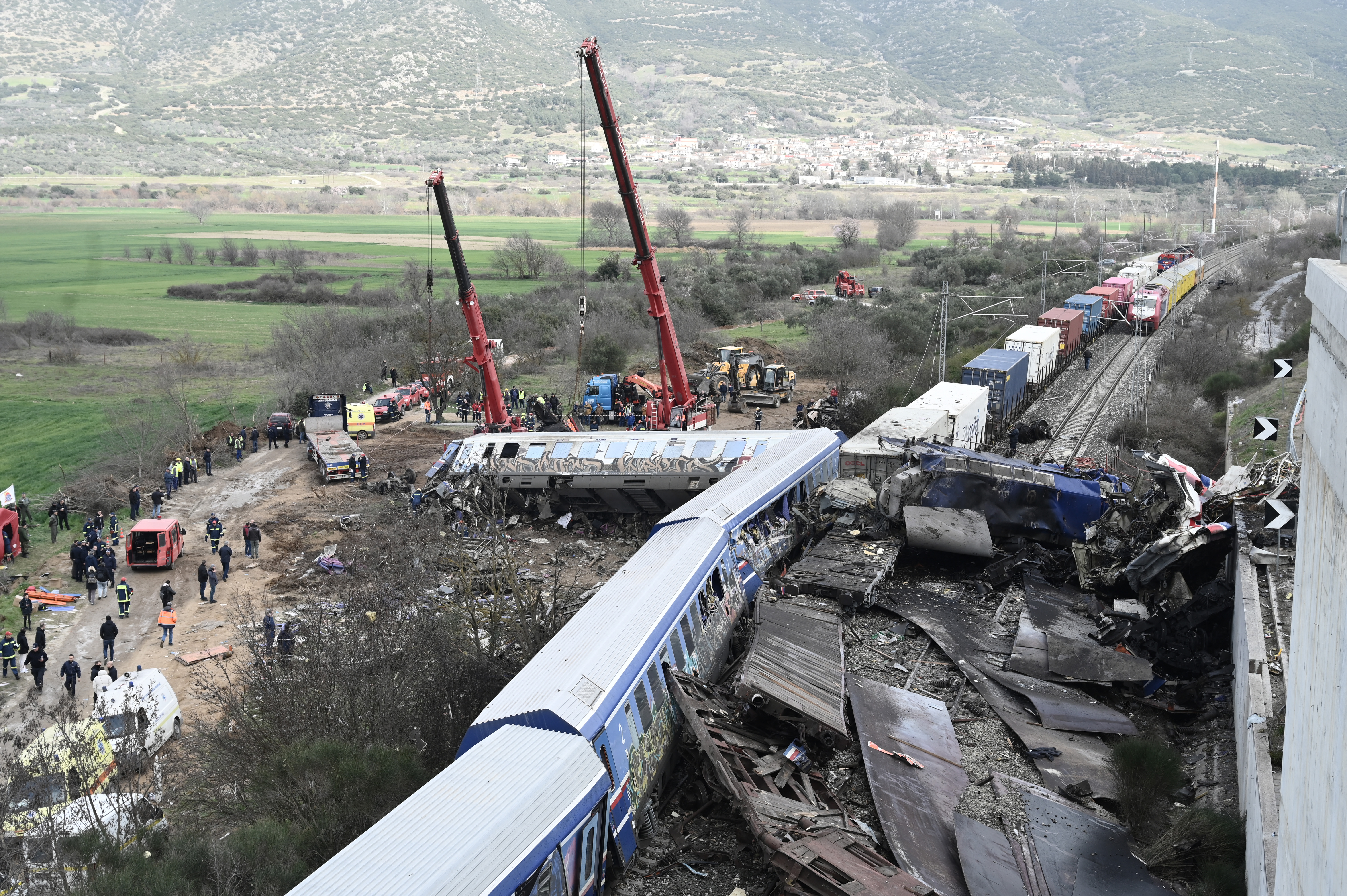 Grecia no reanudará el tráfico de trenes hasta que no haya más seguridad
