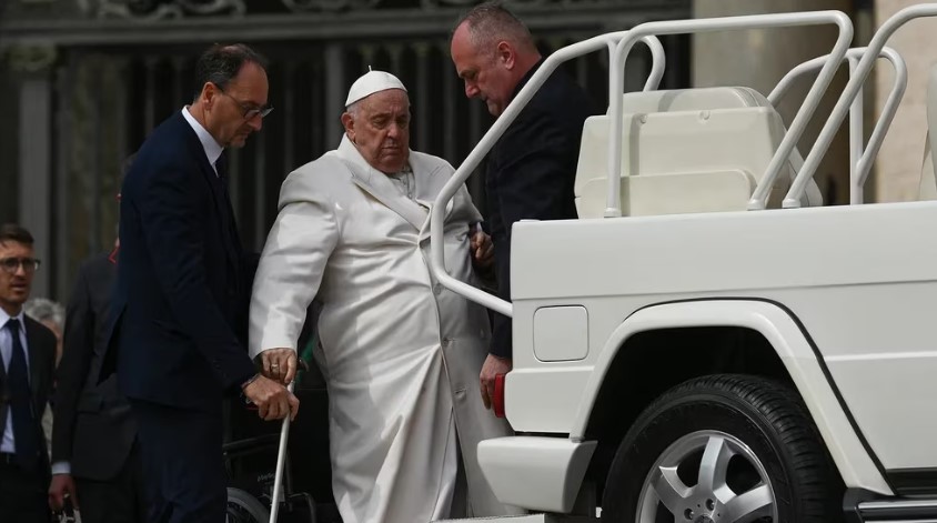 Papa Francisco: tras la primera noche en el hospital los médicos informaron que su estado no es preocupante