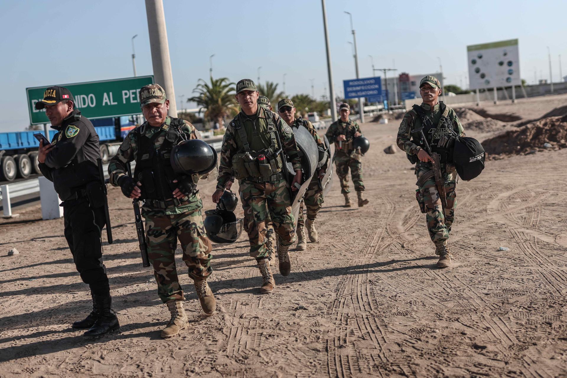 Las Fuerzas Armadas de Perú reforzarán la vigilancia en la frontera con Chile