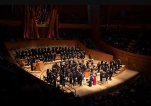 Mujer tuvo un ruidoso e incómodo orgasmo durante un concierto de la Filarmónica de Los Ángeles