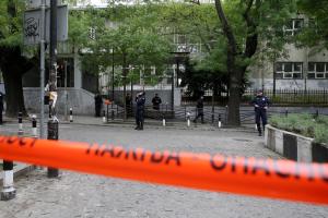 Hombre que mató a ocho personas en Serbia tenía un arsenal en su casa