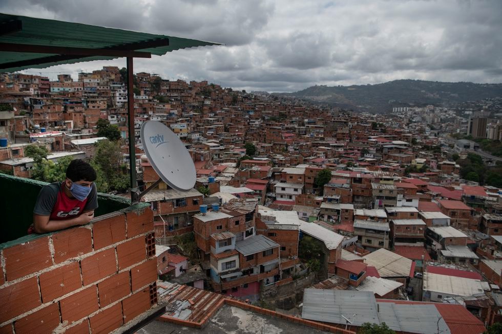 El País: La huella de la crisis económica eleva los suicidios en Venezuela