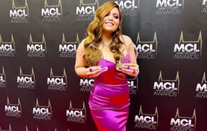 Stefy Rose: Galardonada como Mejor Cantante Femenina y Mejor Canción del Año en los Premios Music City Latin Awards