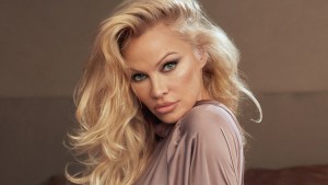 ¡Se pasó! Pamela Anderson celebró su cumpleaños con una SENSUAL fotografía
