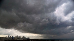 Alerta en Chicago: Así sonaron las sirenas por riesgo a tornado (VIDEO)