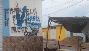 FOTOS: Mensajes del ELN con amenazas de muerte contra María Corina Machado aparecen en Táchira
