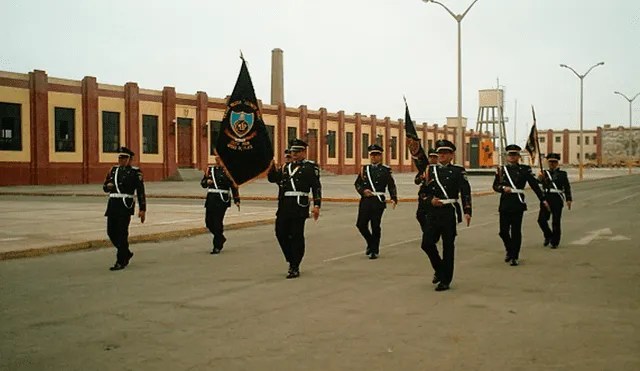 Escándalo en Perú por colegio militar que obligó a formar desnudos a alumnos menores de edad (Foto)