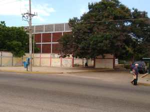 Alerta en Zulia: chavismo ofrece a bachilleres recién graduados dar clases en educación media