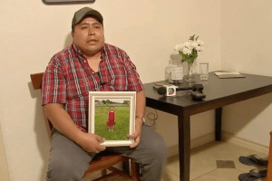 Conmoción en Texas: llegó a casa y descubrió bajo la cama el cadáver de su hija violada