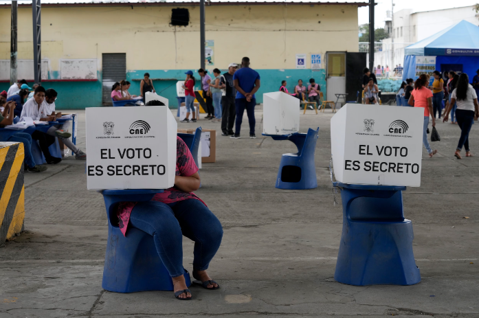 Ecuador designará el #15Oct al gobernante que dirigirá el país hasta mayo de 2025 (Video)