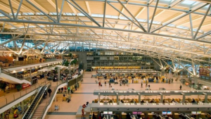 Aeropuerto de Hamburgo suspende operaciones tras amenaza de bomba que involucra a un avión iraní