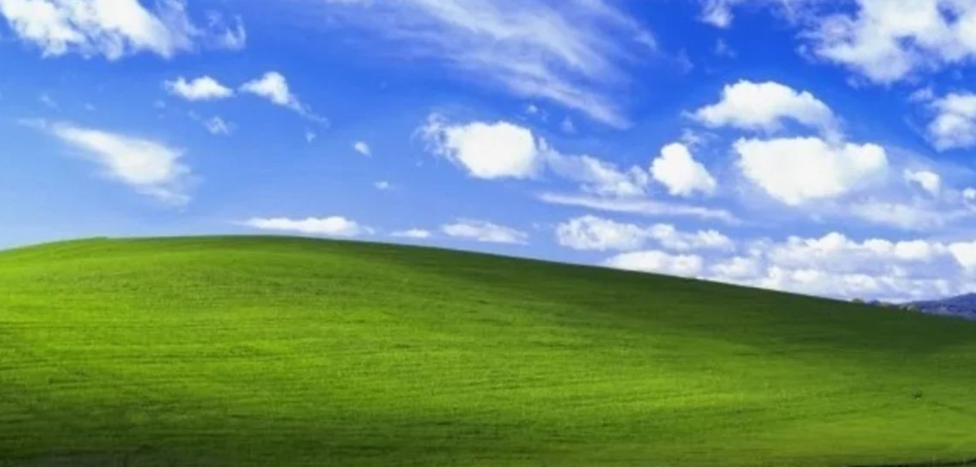 Desoladoras IMÁGENES: así está la colina del fondo de pantalla de Windows XP 27 años después