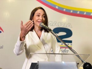 Luis Oliveros: El chavismo se ha convertido en el principal publicista de María Corina Machado