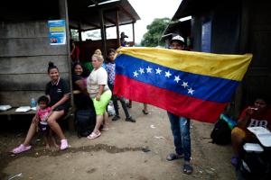 Migrantes venezolanos sienten “cierto alivio” tras solicitar TPS en EEUU