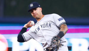 ¿Deben los Yankees quedarse o cambiar a Gleyber Torres en 2024?