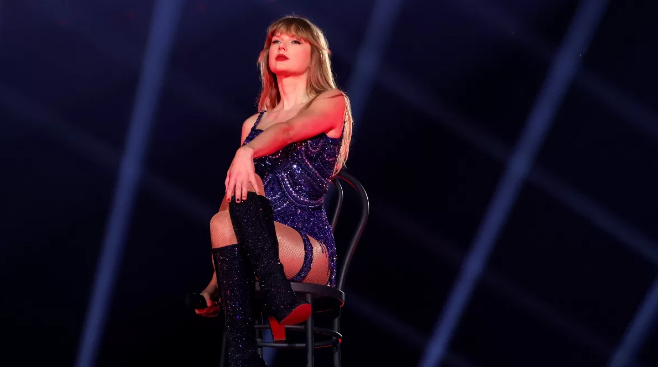 Taylor Swift estuvo al borde del desmayo en su primer concierto en Río de Janeiro debido al calor extremo (VIDEO)