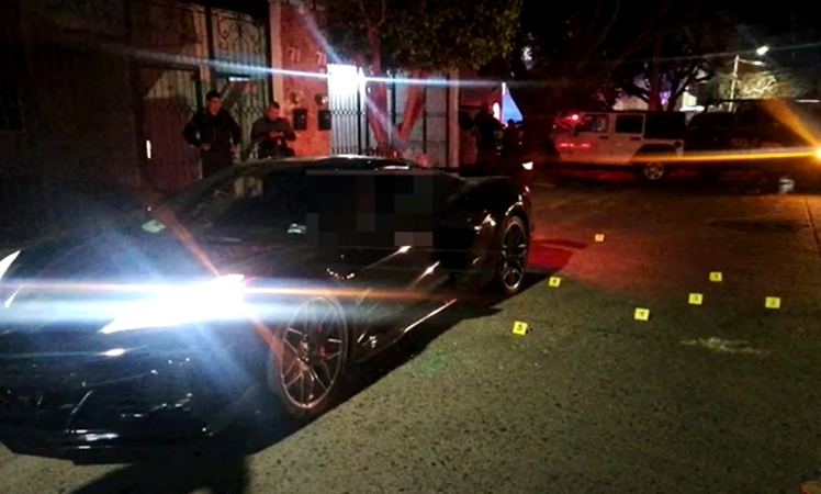 EN VIDEO: Revelan imágenes del asesinato de un venezolano dentro de un Corvette en México