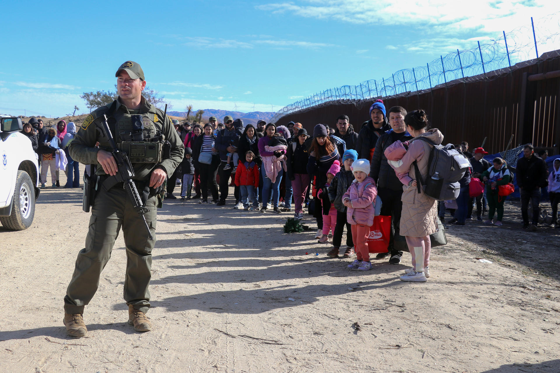 Patrulla Fronteriza de EEUU ha confiscado sistemáticamente pertenencias de migrantes