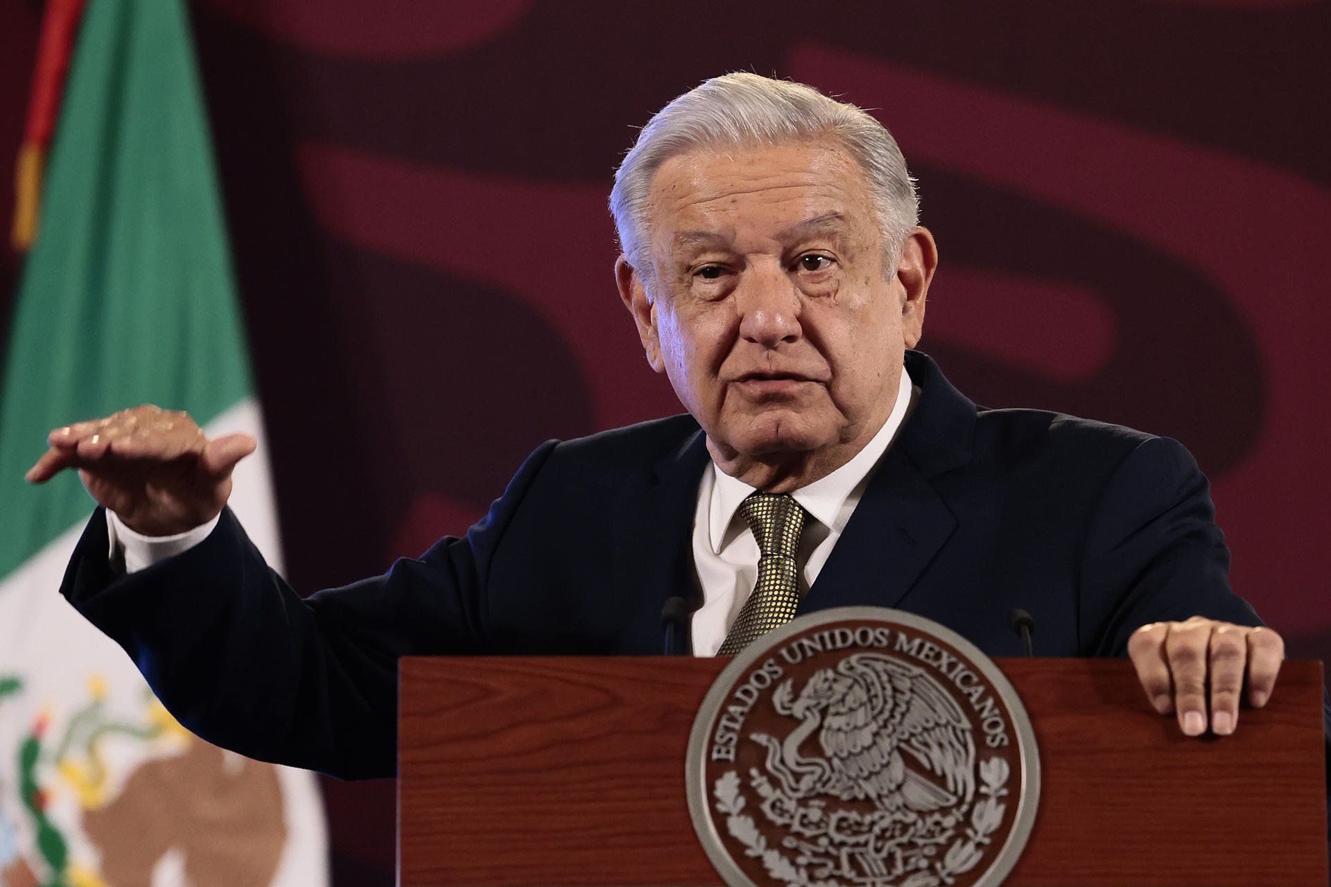 López Obrador exige una disculpa de EEUU por el reportaje que lo vincula con el narcotráfico