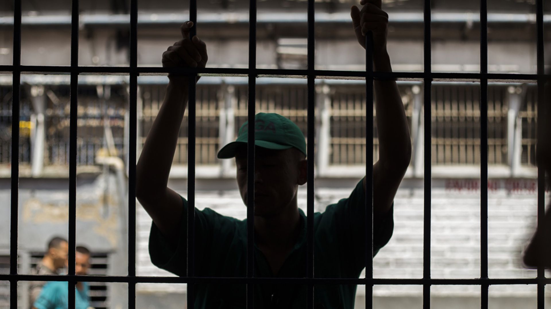 Extorsión desde las cárceles continúa poniendo en jaque a autoridades en Colombia