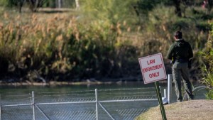Tres migrantes se ahogaron en río Bravo días después de que Texas impidiera el paso a la Patrulla Fronteriza