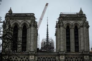 La nueva aguja de Notre Dame ya es visible para los parisinos (Fotos)
