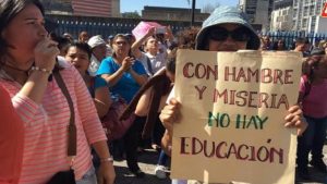 “Hay menos calidad de educación”: Sociólogo advierte la crisis que enfrenta el sistema educativo en Venezuela