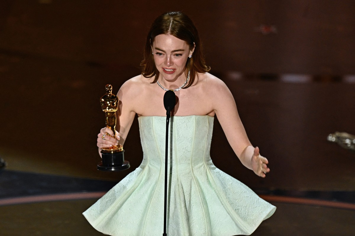 Emma Stone alcanzó el Óscar a mejor actriz por su papel en “Pobres criaturas”