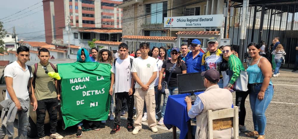 La “operación morrocoy” llegó a la Oficina Regional del CNE en Táchira