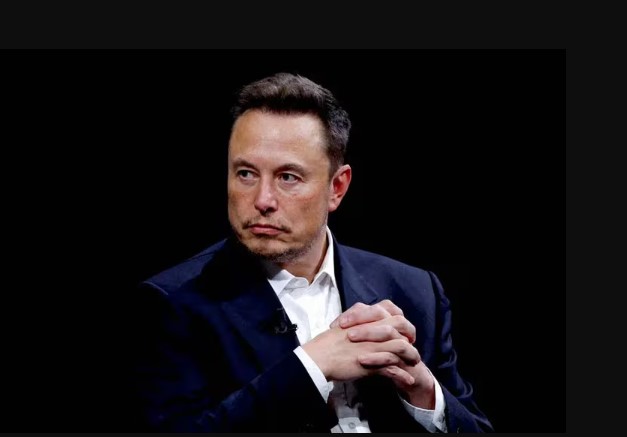 Las acciones de Tesla caen tras la recomendación de votar en contra del pago a Elon Musk