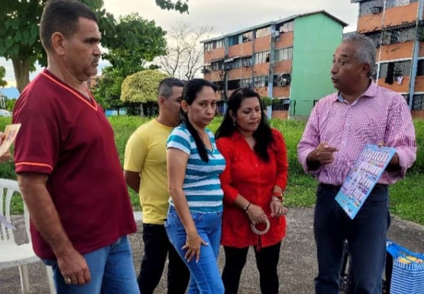 En el sector Carlos Raúl Villanueva de Barinas están “aprendiendo a votar”