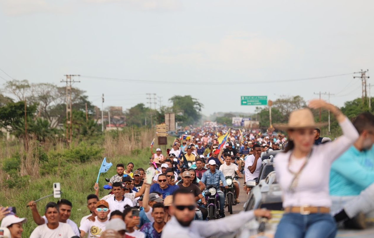 Venezuela’s main opposition leader, María Corina Machado, arrived in Guarico’s town of Ortiz supported by the llanero spirit (video)