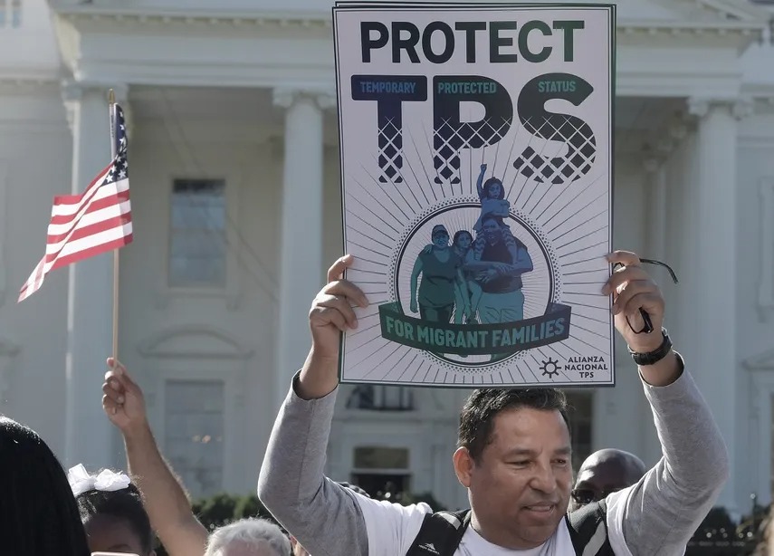 EEUU renovó los permisos de trabajo para los migrantes de estos países con TPS