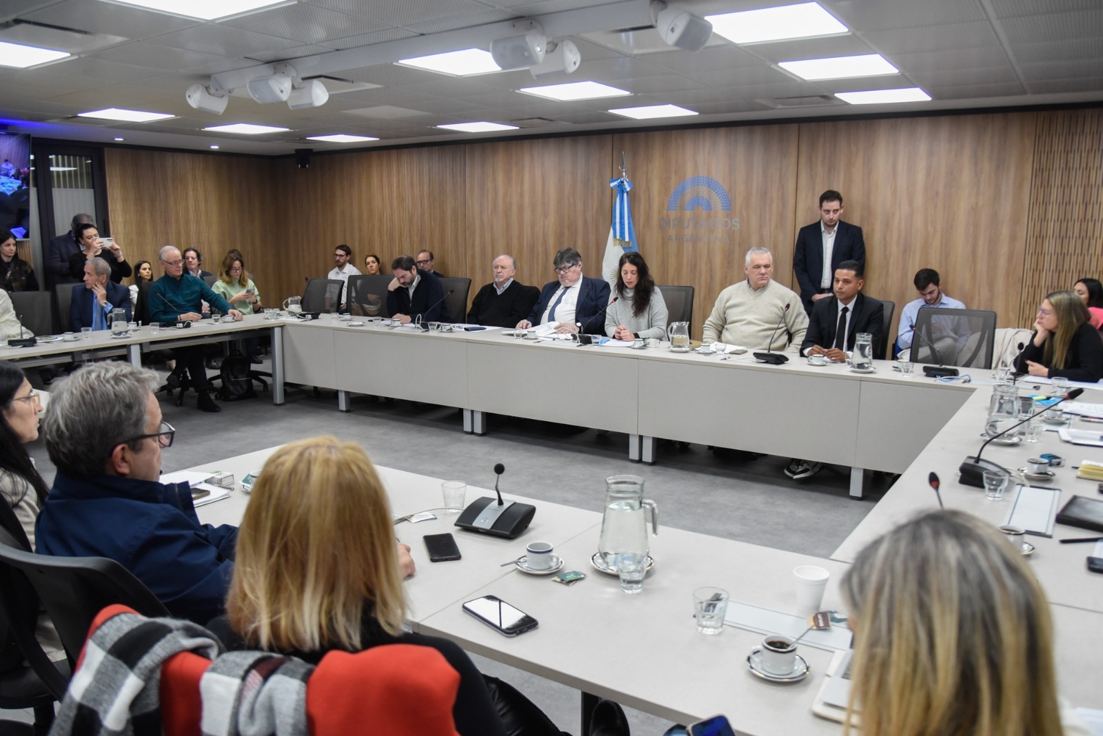 Comisión del Congreso argentino escuchó testimonios de sobrevivientes del centro de torturas El Helicoide