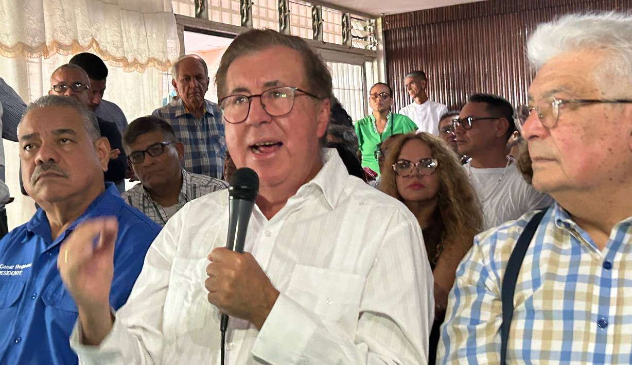 César Pérez Vivas pidió al CNE actuar contra la violencia de Nicolás Maduro en la campaña