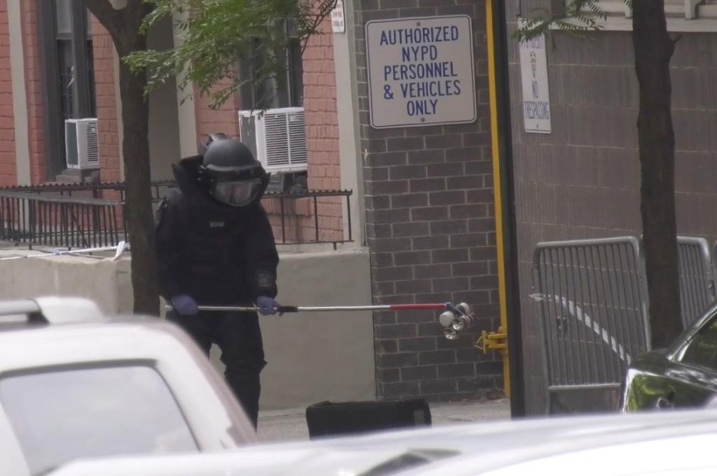 Revelan detalles del artefacto explosivo que obligó a evacuar una comisaría policial en Nueva York