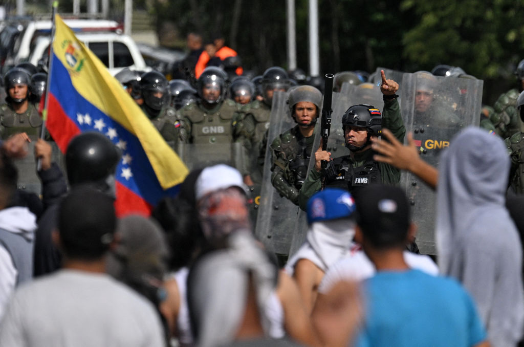 Familiares de los menores de edad detenidos arbitrariamente en Venezuela exigieron su liberación: “No son terroristas”